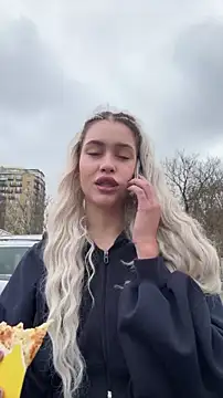 KikiWatson online show from 03-21-26, 08:19