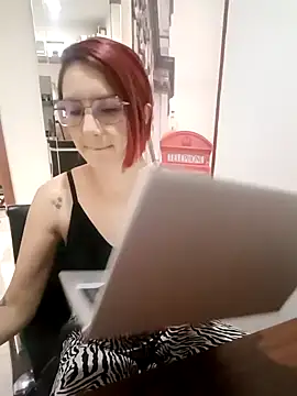 your red rose  online show from 12-10-24, 09:22