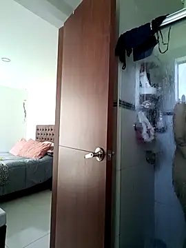 your red rose  online show from 12-11-24, 01:28