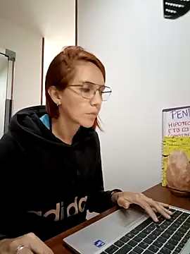 your red rose  online show from 02-28-25, 04:20