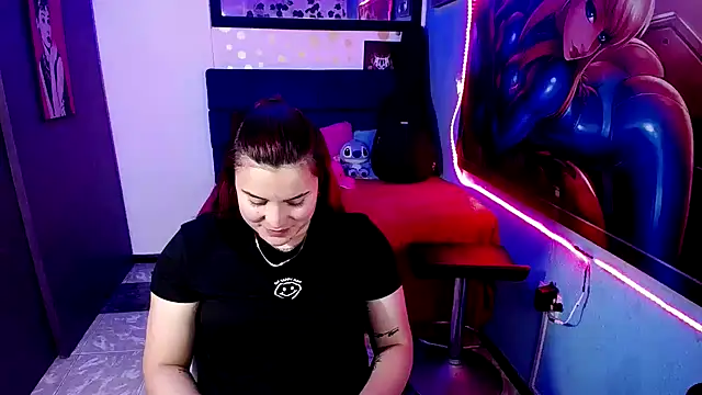 Snapshot of Nika_1_ chatting on 12-16-24, 10:56 Nika 1 online show from 12-16-24, 10:56