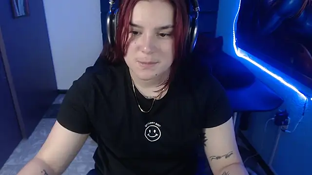 Snapshot of Nika_1_ chatting on 12-27-24, 08:39 Nika 1 online show from 12-27-24, 08:39