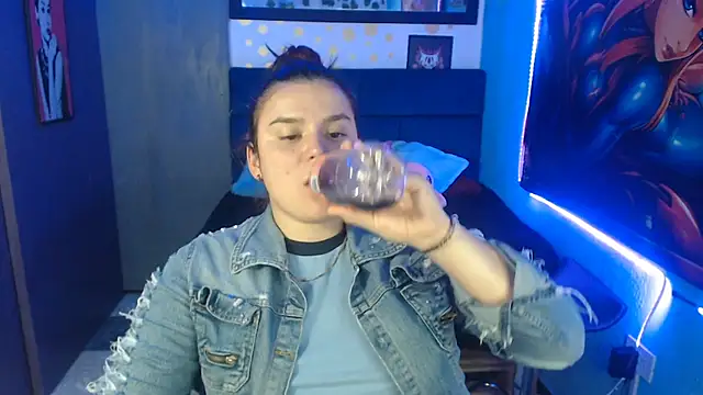 Snapshot of Nika_1_ chatting on 01-11-25, 06:54 Nika 1 online show from 01-11-25, 06:54