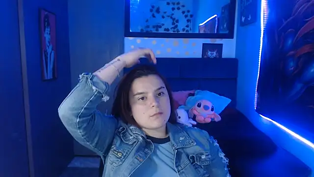 Snapshot of Nika_1_ chatting on 01-12-25, 01:00 Nika 1 online show from 01-12-25, 01:00