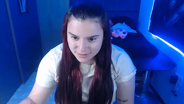 Snapshot of Nika_1_ chatting on 01-14-25, 01:36 Nika 1 online show from 01-14-25, 01:36