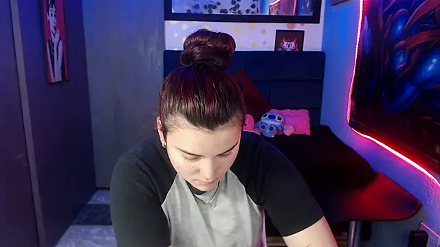 Snapshot of Nika_1_ chatting on 01-24-25, 07:07 Nika 1 online show from 01-24-25, 07:07