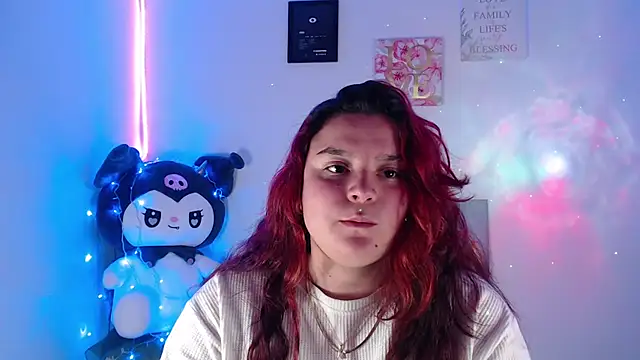 Snapshot of Nika_1_ chatting on 03-06-25, 10:04 Nika 1 online show from 03-06-25, 10:04