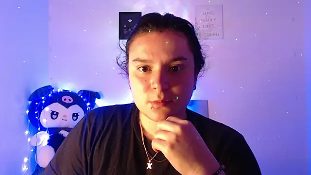 Snapshot of Nika_1_ chatting on 03-21-25, 11:01 Nika 1 online show from 03-21-25, 11:01