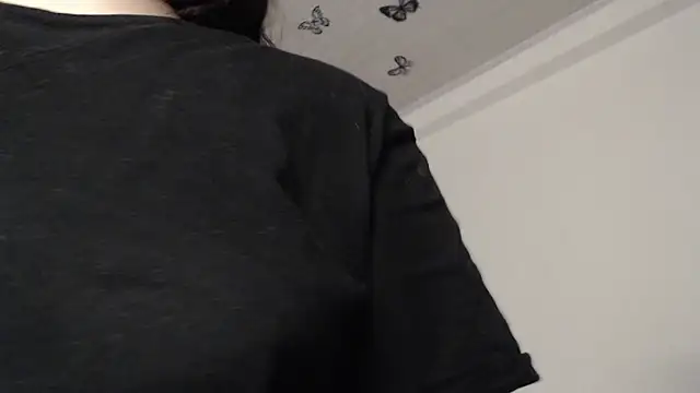 Snapshot of Nika_1_ chatting on 09-13-25, 02:44 Nika 1 online show from 09-13-25, 02:44