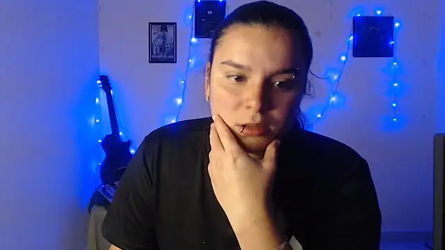 Snapshot of Nika_1_ chatting on 09-16-25, 08:10 Nika 1 online show from 09-16-25, 08:10