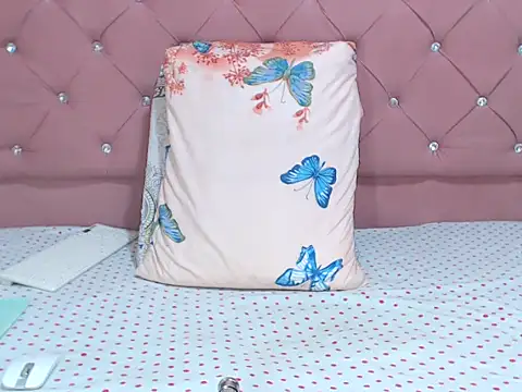 sharonbrown28 online show from 10-07-25, 09:34