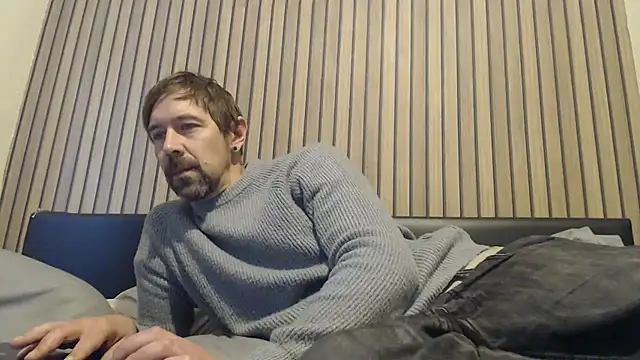 Snapshot of willybewild chatting on 09-20-25, 12:28 willybewild online show from 09-20-25, 12:28