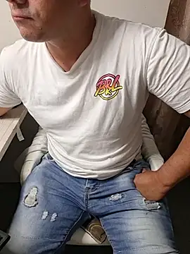 Snapshot of pob_cam chatting on 01-10-26, 03:52 pob cam online show from 01-10-26, 03:52