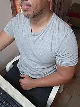 Snapshot of pob_cam chatting on 02-13-26, 09:11 pob cam online show from 02-13-26, 09:11