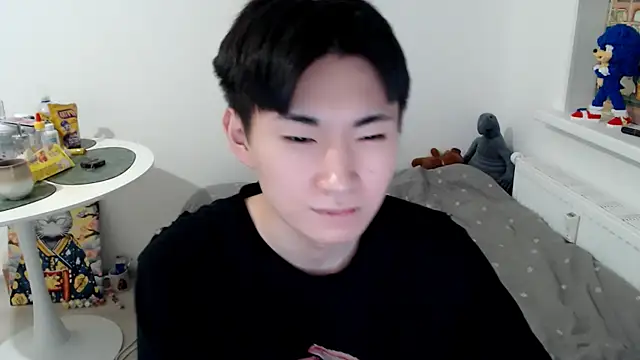 Miram Yu online show from 11-16-25, 02:50