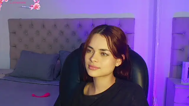 HannaRhodes online show from 01-10-25, 01:21