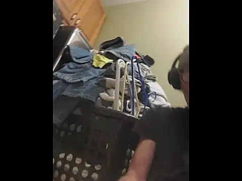 Undercover Pornstar online show from 11-24-25, 08:19