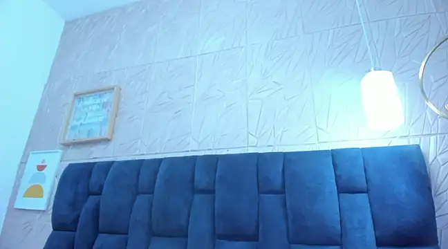 Melody Megann online show from 01-12-25, 04:42