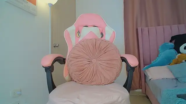 emmily forev3r online show from 01-31-26, 09:02