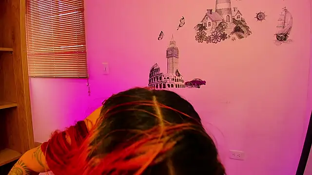 Snapshot of LissaOwen1 chatting on 03-03-25, 03:20 LissaOwen1 online show from 03-03-25, 03:20