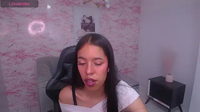 stephania t online show from 01-08-25, 03:40