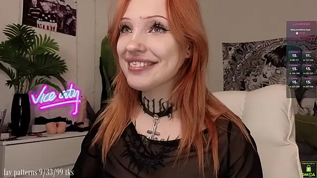 Snapshot of violetviolator chatting on 11-14-25, 03:55 violetviolator online show from 11-14-25, 03:55