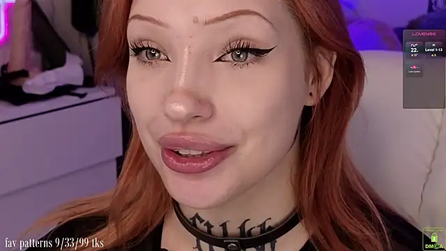 Snapshot of violetviolator chatting on 11-15-25, 04:10 violetviolator online show from 11-15-25, 04:10