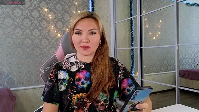 -DIVORA- online show from 12-16-24, 08:20