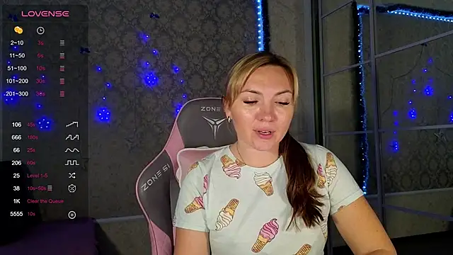 -DIVORA- online show from 12-18-24, 01:34