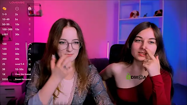 luna berryy online show from 11-29-25, 08:12