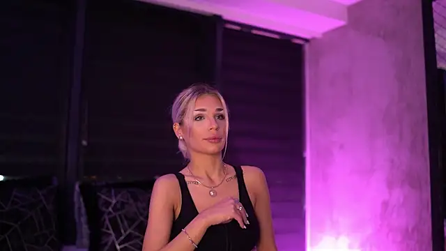 Candy Ivy online show from 11-10-25, 06:07