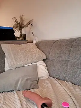 Secret couple  online show from 10-20-25, 05:52