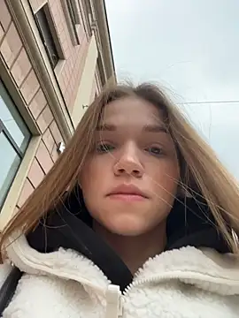 KitteCat online show from 11-09-25, 09:40