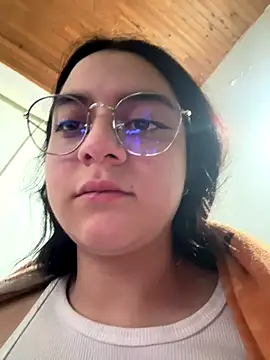 Snapshot of Cassie-millers chatting on 12-02-24, 10:56 Cassie-millers online show from 12-02-24, 10:56