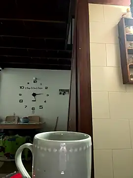 Snapshot of Cassie-millers chatting on 12-04-24, 10:13 Cassie-millers online show from 12-04-24, 10:13