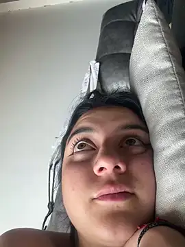 Snapshot of Cassie-millers chatting on 12-08-24, 06:39 Cassie-millers online show from 12-08-24, 06:39