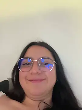 Snapshot of Cassie-millers chatting on 12-17-24, 07:59 Cassie-millers online show from 12-17-24, 07:59