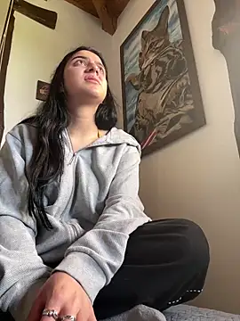 Snapshot of Cassie-millers chatting on 01-07-25, 04:27 Cassie-millers online show from 01-07-25, 04:27