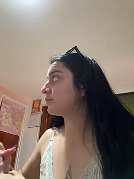 Snapshot of Cassie-millers chatting on 01-16-25, 09:08 Cassie-millers online show from 01-16-25, 09:08