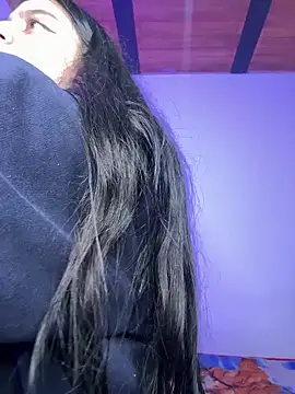 Snapshot of Cassie-millers chatting on 03-12-25, 06:44 Cassie-millers online show from 03-12-25, 06:44