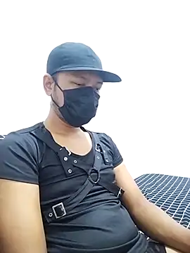 dark boy28 online show from 11-10-25, 05:34