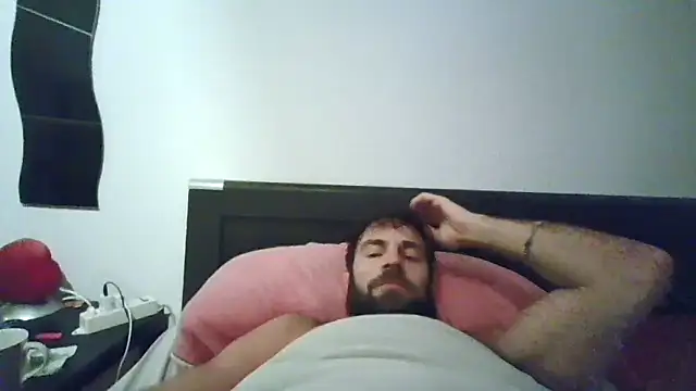 alpha-hunk online show from 10-26-25, 09:21