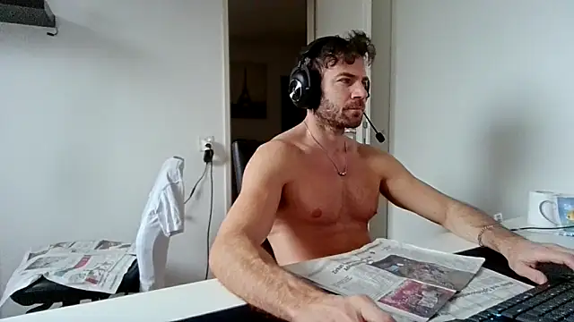 alpha-hunk online show from 12-21-25, 10:44