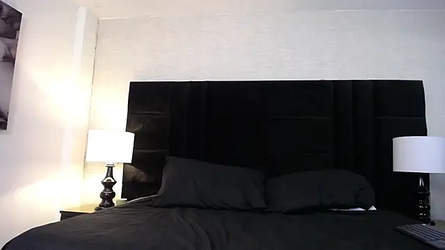 Sr Magnus  online show from 03-18-25, 04:15