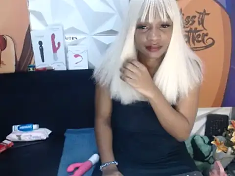 Snapshot of Ebonypreciousx chatting on 12-10-24, 05:07 Ebonypreciousx online show from 12-10-24, 05:07