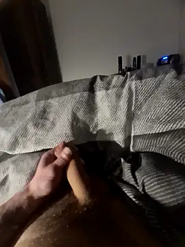 Snapshot of NiceBone000 chatting on 01-23-25, 05:31 NiceBone000 online show from 01-23-25, 05:31