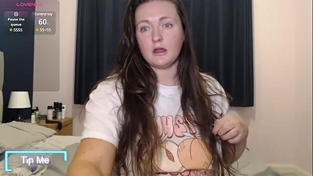 BustyBonnieUK online show from 12-18-24, 08:25