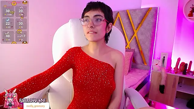 Molly Gremory  online show from 12-02-24, 10:45