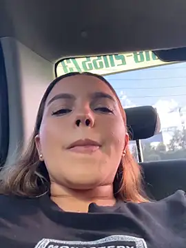 Snapshot of vivicolibri chatting on 10-24-25, 09:00 vivicolibri online show from 10-24-25, 09:00