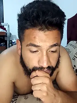 Snapshot of sabor_Latino_bdsm chatting on 11-13-25, 03:27 sabor Latino bdsm online show from 11-13-25, 03:27